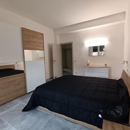 Maison Claudia Taranto Bagian luar foto